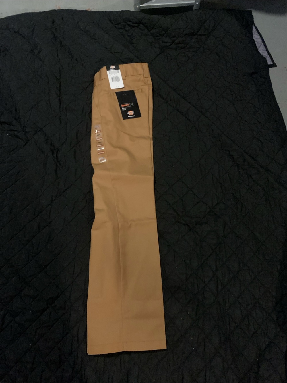 Dickies Straight-Leg Work Chinos in Khaki
